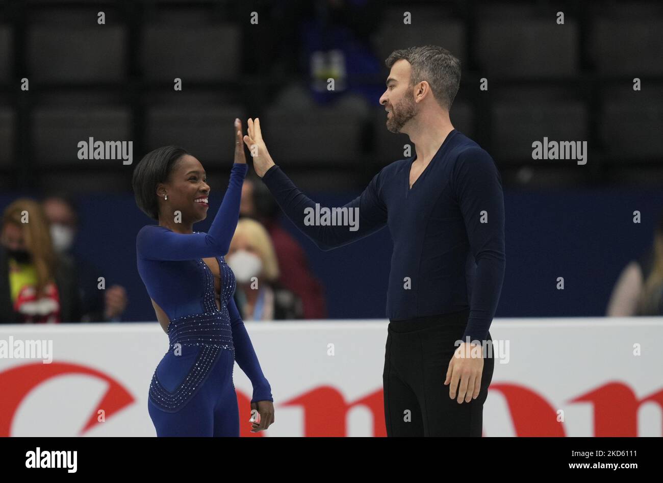 Vanessa James et Eric Radford du Canada pendant le patinage gratuit par paires, à l'aréna Sud de France, Montpellier, France sur 24 mars 2022. (Photo par Ulrik Pedersen/NurPhoto) Banque D'Images