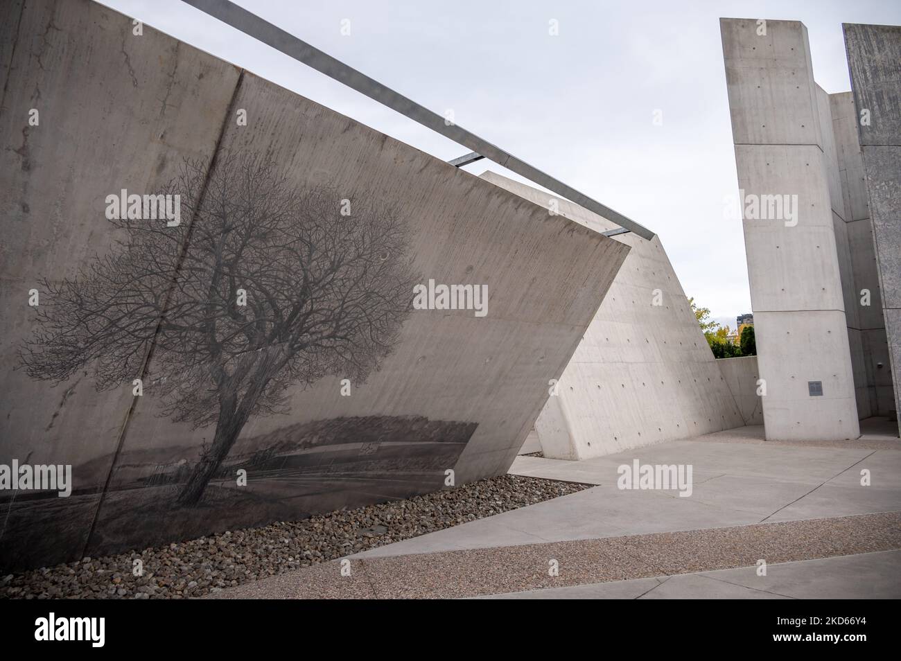 Ottawa (Ontario) - 20 octobre 2022 : le monument national de l'Holocauste à Ottawa (Ontario) à l'automne. Banque D'Images