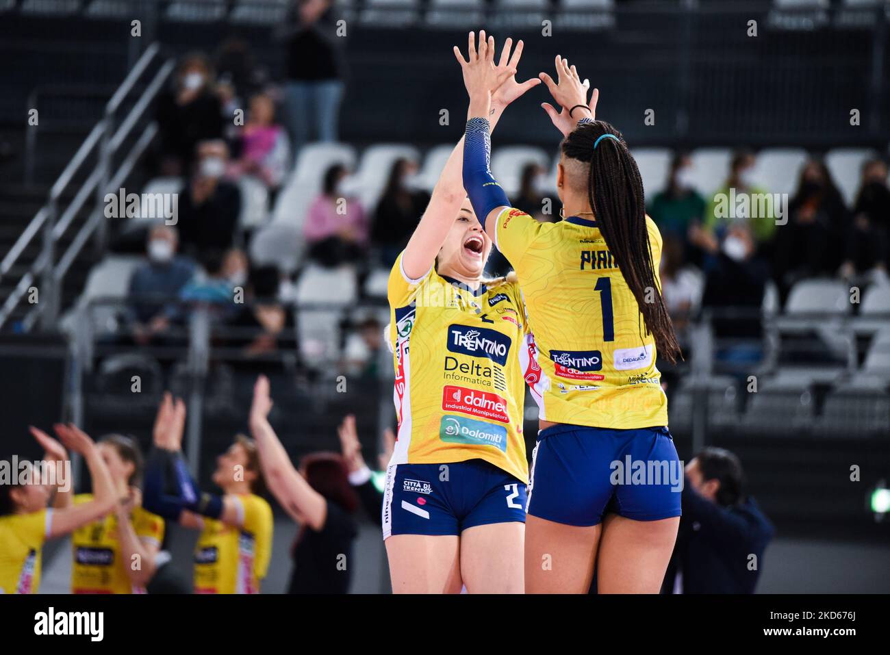 Raskie August, Piani Vittoria (Delta Despar Trentin) pendant le Volleyball Italien série A1 femmes Match Acqua&sapone Roma Volley Club vs Delta Despar Trentino sur 27 mars 2022 au Pala EUR à Rome, Italie (photo de Bianca Simonetti/LiveMedia/NurPhoto) Banque D'Images