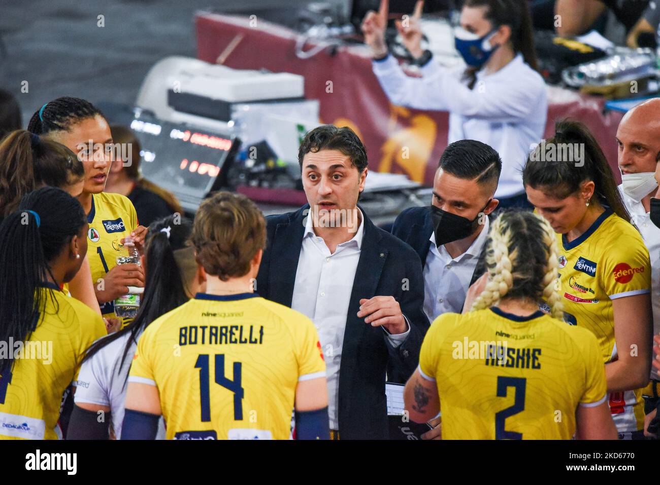 Coach Bertini Matteo (Delta Despar Trentin) pendant le Volleyball Italien série A1 femmes Match Acqua&sapone Roma Volley Club vs Delta Despar Trentin sur 27 mars 2022 au Pala EUR à Rome, Italie (photo de Bianca Simonetti/LiveMedia/NurPhoto) Banque D'Images