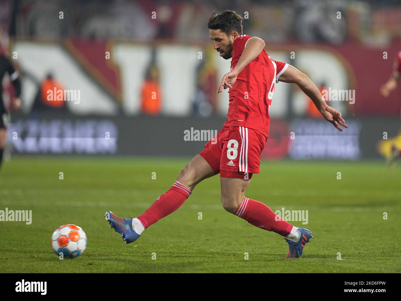 Rani Khedira de Union Berlin contrôle le ballon pendant le FC Union Berlin contre le FC Cologne, à an der Alten Forsterei, Berlin, Allemagne sur 1 avril 2022. (Photo par Ulrik Pedersen/NurPhoto) Banque D'Images