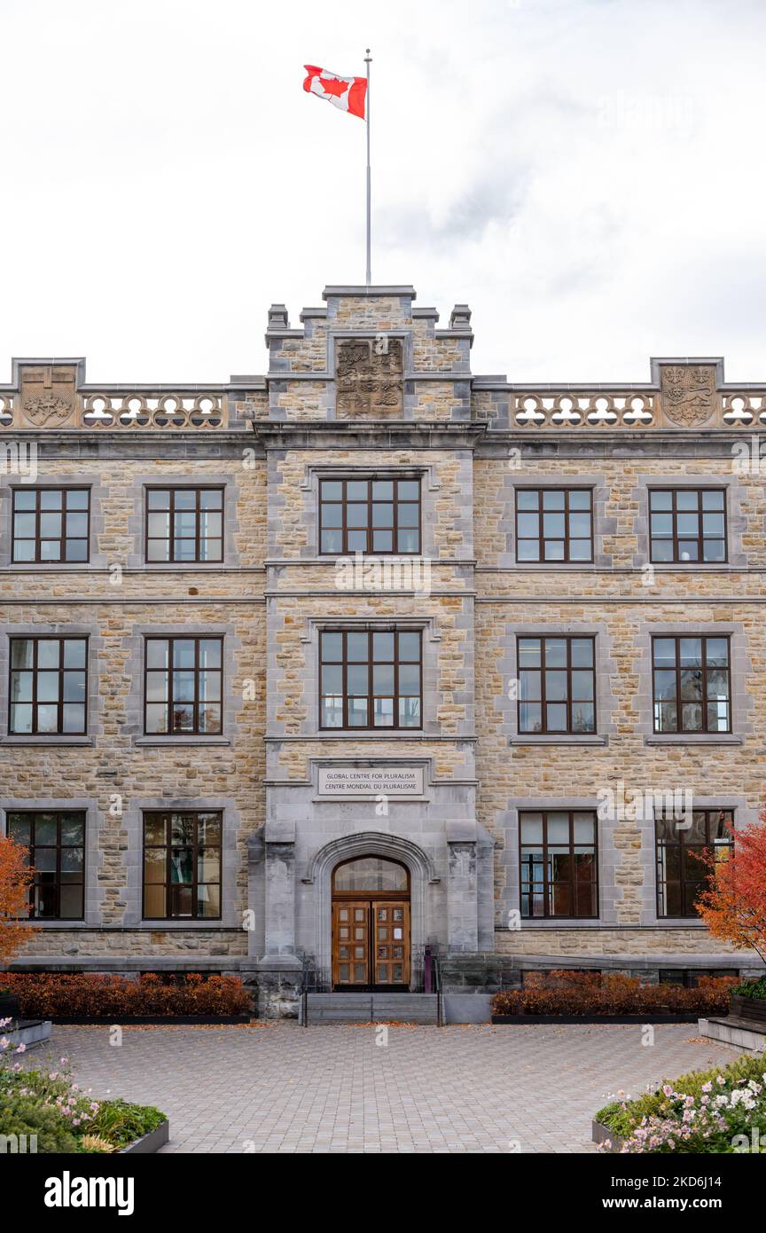 Ottawa (Ontario) - 20 octobre 2022 : extérieur de l'École de la fonction publique du Canada. Banque D'Images