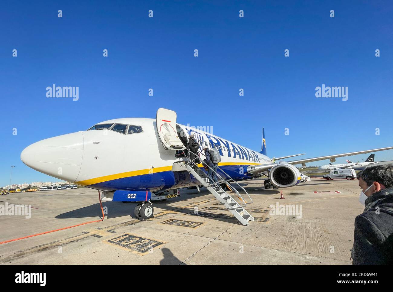 Un Boeing 737-800 de Ryanair à l'aéroport de Lisbonne, à Lisbonne, au Portugal, sur 4 avril 2022 en direction de l'aéroport de Rome Ciampino (photo de Manuel Romano/NurPhoto) Banque D'Images