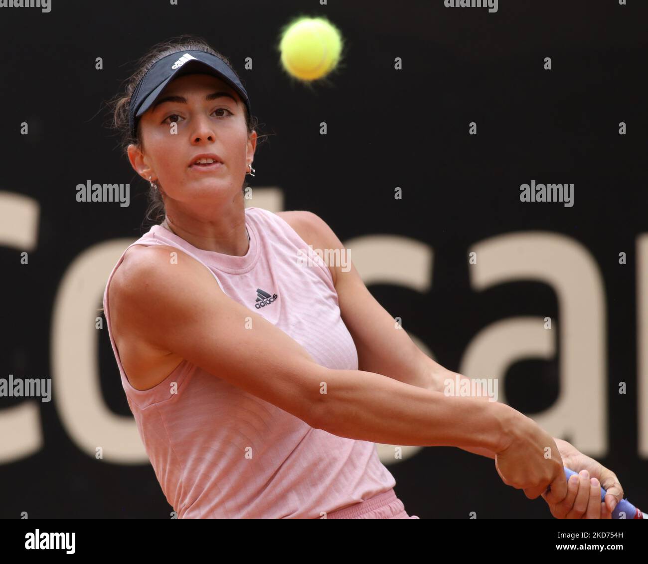 Elina Avanesyan de Russie joue pendant le match contre Maria Camila Osorio de Colombie au tournoi Copa Colsanitas WTA sur 8 avril 2022 à Bogota, Colombie. (Photo de Daniel Garzon Herazo/NurPhoto) Banque D'Images