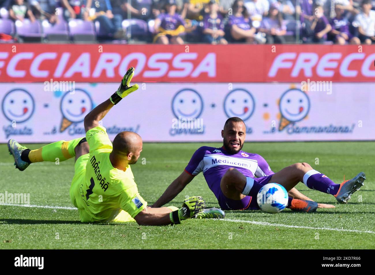 Arthur Cabral (ACF Fiorentina) manque un but pendant le football italien série A match ACF Fiorentina vs Venezia FC sur 16 avril 2022 au stade Artemio Franchi à Florence, Italie (photo de Lisa Guglielmi/LiveMedia/NurPhoto) Banque D'Images