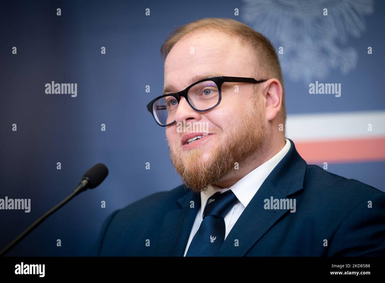 Conférence de presse de Lukasz Jasina, porte-parole du Ministère des Affaires étrangères, à Varsovie (Pologne) sur le 21 avril 2022 (photo de Mateusz Wlodarczyk/NurPhoto) Banque D'Images