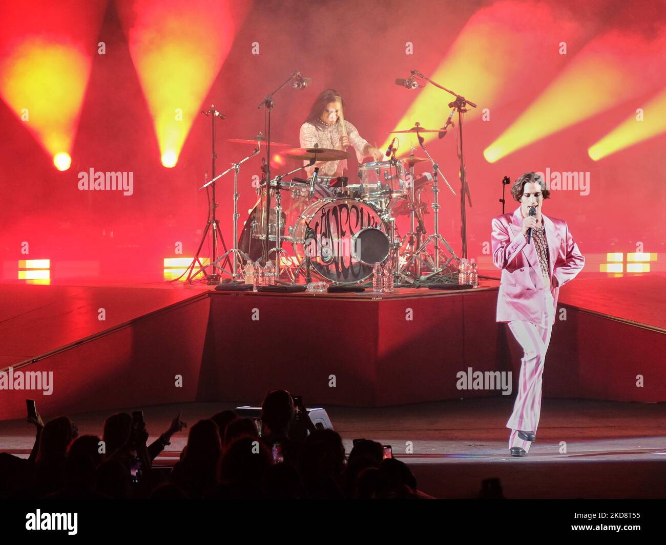 Maneskin - Ethan Torchio e Damiano David pendant la chanteuse italienne concert de musique Maneskin Live on 28 avril 2022 à l'Arena di Verona à Vérone, Italie (photo de Maria Cristina Napolitano/LiveMedia/NurPhoto) Banque D'Images