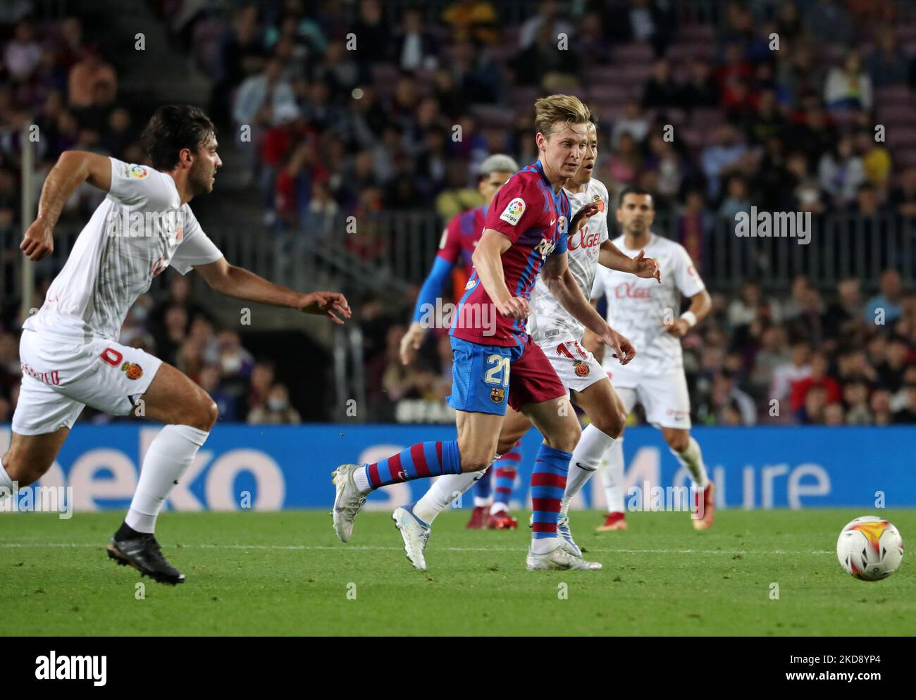 Frenkie de Jong pendant le match entre le FC Barcelone et le RCD Mallorca, correspondant à la semaine 34 de la Liga Santander, joué au Camp Nou Stadium, à Barcelone, le 1st mai 2022. (Photo de Joan Valls/Urbanandsport /NurPhoto) Banque D'Images