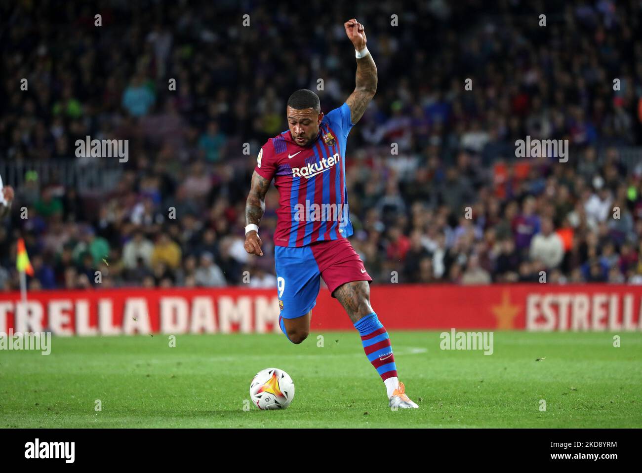 Memphis Depay pendant le match entre le FC Barcelone et le RCD Mallorca, correspondant à la semaine 34 de la Liga Santander, joué au Camp Nou Stadium, à Barcelone, le 1st mai 2022. (Photo de Joan Valls/Urbanandsport /NurPhoto) Banque D'Images