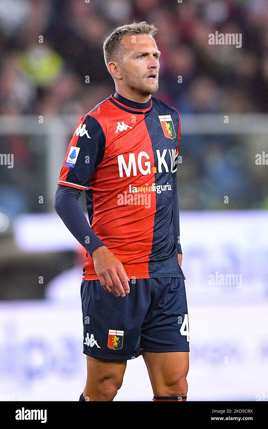 Domenico Criscito de Gênes CFC regarde pendant la série Un match entre Gênes CFC / FC Juventus sur 6 mai 2022 à Genova, Italie. (Photo de Giuseppe Maffia/NurPhoto) Banque D'Images