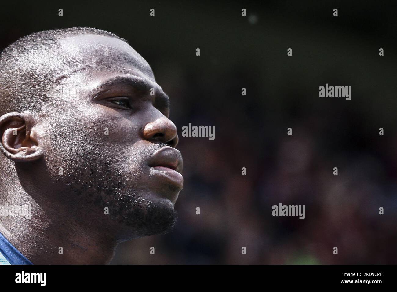 Le défenseur de Naples Kalidou Koulibaly (26) regarde pendant la série Un match de football n.36 TORINO - NAPOLI sur 07 mai 2022 au Stadio Olimpico Grande Torino à Turin, Piémont, Italie. (Photo de Matteo Bottanelli/NurPhoto) Banque D'Images