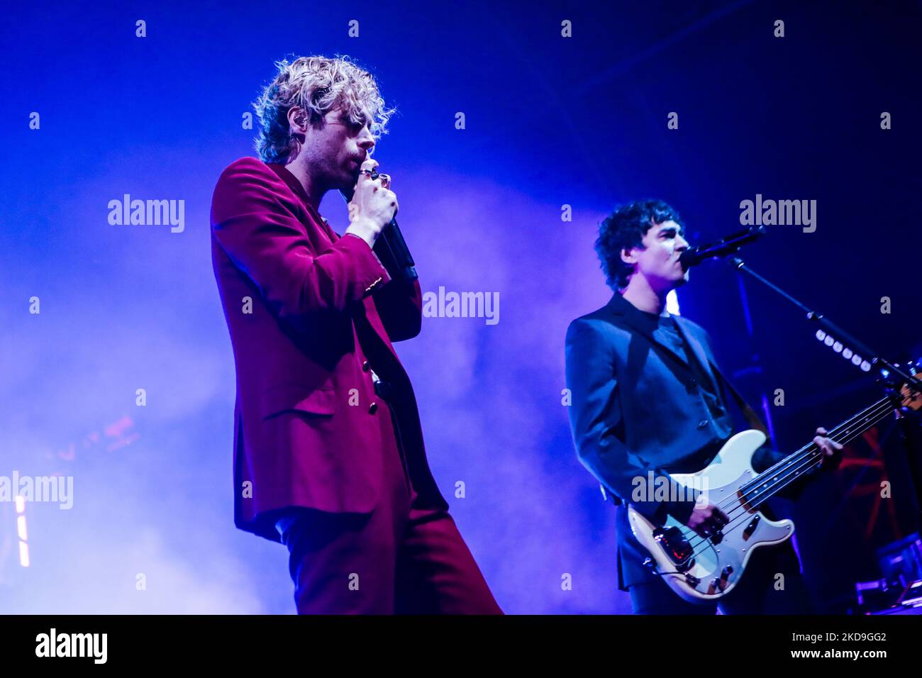 Luke Hemmings du groupe de rock pop australien de Sydney 5 secondes d'été en concert à Carroponte, Sesto San Giovanni, Italie, on 08 mai 2022 (photo de Mairo Cinquetti/NurPhoto) Banque D'Images