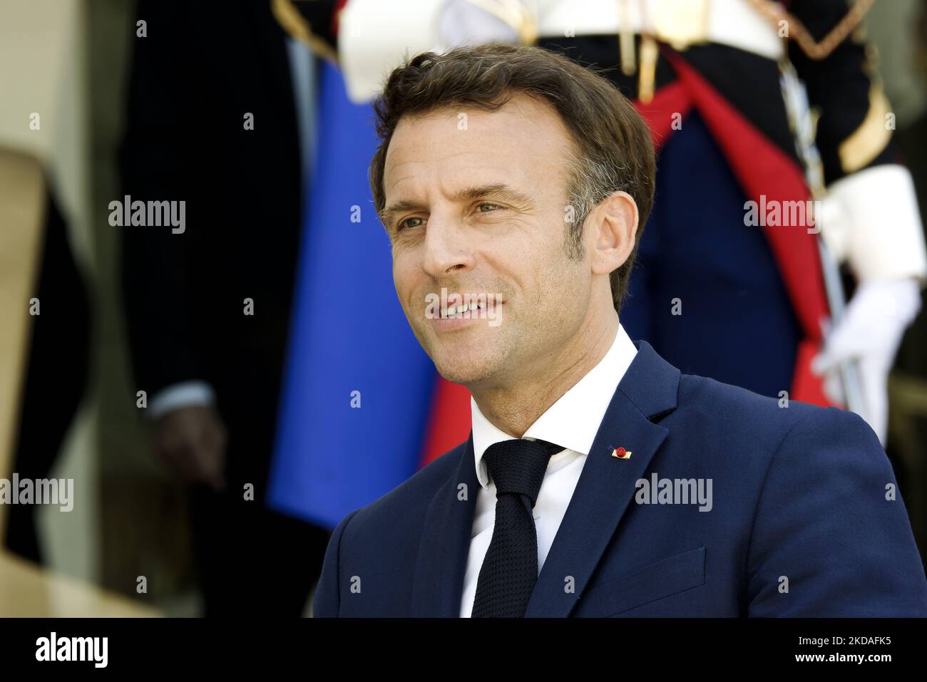 Le président français Emmanuel Macron écoute le discours du président moldove Maia Sandu au palais présidentiel de l'Elysée à Paris - 19 mai 2022. , Paris (photo de Daniel Pier/NurPhoto) Banque D'Images