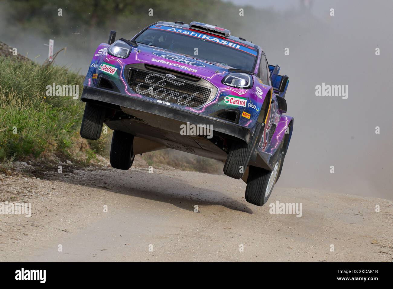 Sébastien LOEB (FRA) et Isabelle GALMICHE (FRA) dans FORD Puma Rally1 de M-SPORT FORD WORLD RALLY ÉQUIPE en action pendant le SS9 - Vieira do Minho du WRC Vodafone Rally Portugal 2022 à Matosinhos - Portugal, on 21 mai 2022. (Photo de Paulo Oliveira / NurPhoto) Banque D'Images