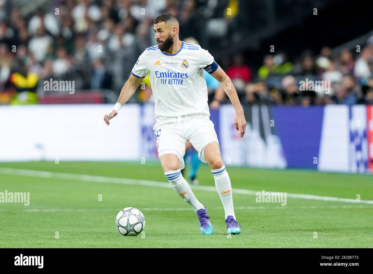 Karim Benzema du Real Madrid CF lors du match final de la Ligue des champions de l'UEFA entre le FC Liverpool et le Real Madrid CF au Stade de France sur 28 mai 2022 à Paris, France. (Photo de Giuseppe Maffia/NurPhoto) Banque D'Images Karim Benzema du Real Madrid CF lors du match final de la Ligue des champions de l'UEFA entre le FC Liverpool et le Real Madrid CF au Stade de France sur 28 mai 2022 à Paris, France. (Photo de Giuseppe Maffia/NurPhoto) Banque D'Images
