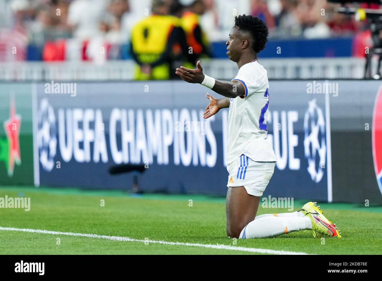 Vinicius Junior du Real Madrid CF semble abattu lors du match de finale de la Ligue des champions de l'UEFA entre le FC Liverpool et le Real Madrid CF au Stade de France sur 28 mai 2022 à Paris, en France. (Photo de Giuseppe Maffia/NurPhoto) Banque D'Images Vinicius Junior du Real Madrid CF semble abattu lors du match de finale de la Ligue des champions de l'UEFA entre le FC Liverpool et le Real Madrid CF au Stade de France sur 28 mai 2022 à Paris, en France. (Photo de Giuseppe Maffia/NurPhoto) Banque D'Images