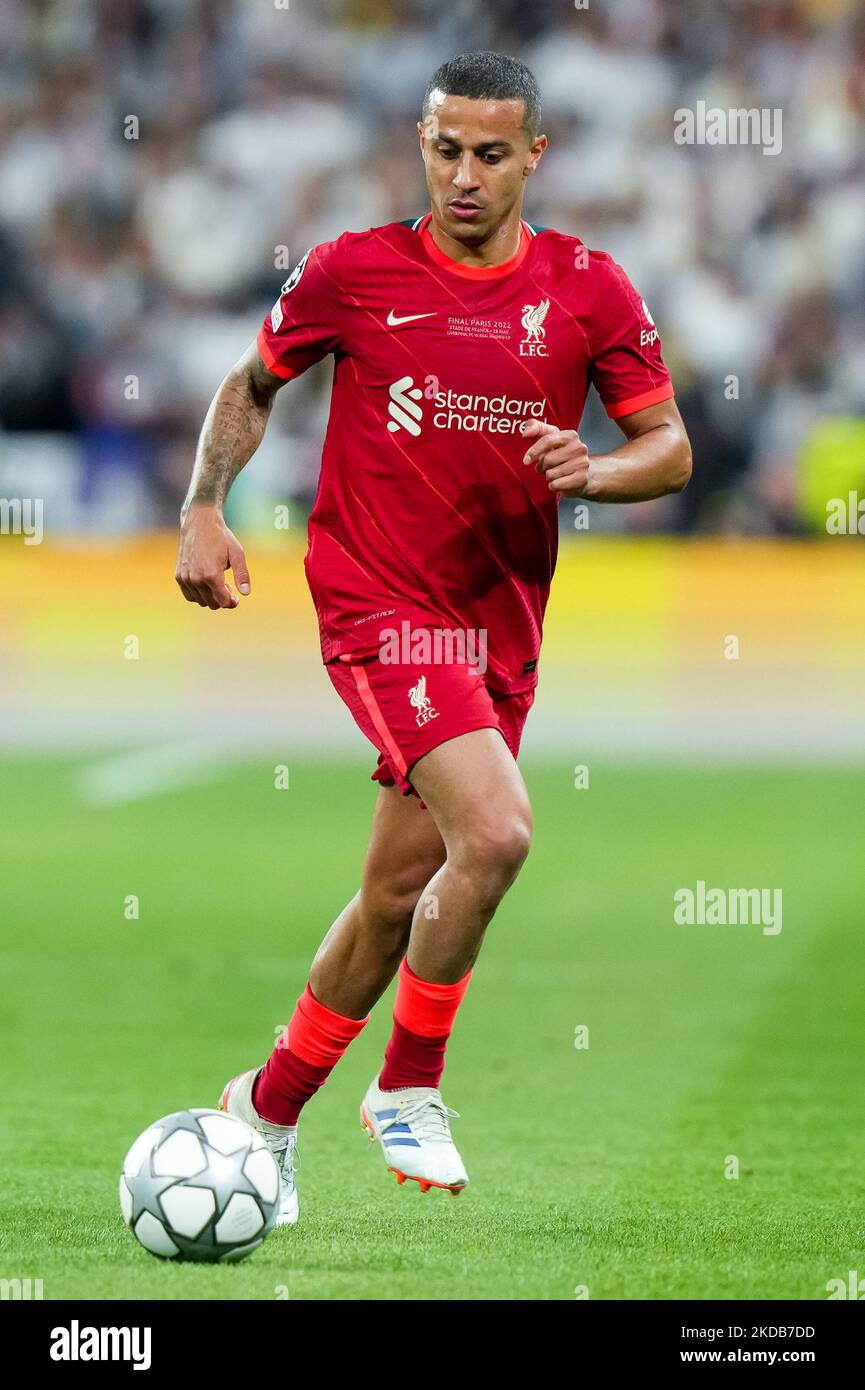 Thiago Alcantara du FC Liverpool lors du match final de la Ligue des champions de l'UEFA entre le FC Liverpool et le FC Real Madrid au Stade de France sur 28 mai 2022 à Paris, France. (Photo de Giuseppe Maffia/NurPhoto) Banque D'Images Thiago Alcantara du FC Liverpool lors du match final de la Ligue des champions de l'UEFA entre le FC Liverpool et le FC Real Madrid au Stade de France sur 28 mai 2022 à Paris, France. (Photo de Giuseppe Maffia/NurPhoto) Banque D'Images