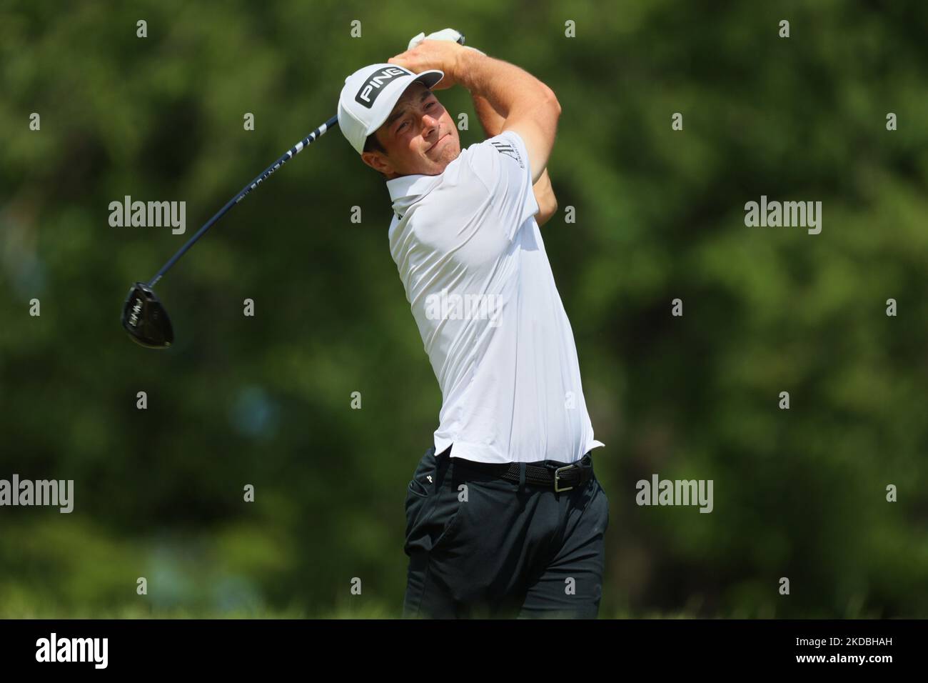 Viktor Hovland, d'Oslo, Norvège, a remporté les 18th coups du tee lors de la dernière partie du tournoi commémoratif présenté par Workday au club de golf de Muirfield Village à Dublin, Ohio, États-Unis, le dimanche, 5 juin, 2022. (Photo par Amy Lemus/NurPhoto) Banque D'Images Viktor Hovland, d'Oslo, Norvège, a remporté les 18th coups du tee lors de la dernière partie du tournoi commémoratif présenté par Workday au club de golf de Muirfield Village à Dublin, Ohio, États-Unis, le dimanche, 5 juin, 2022. (Photo par Amy Lemus/NurPhoto) Banque D'Images