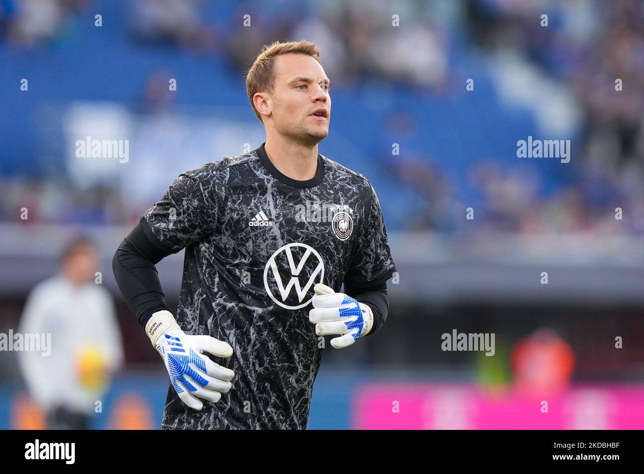 Manuel Neuer d'Allemagne se penche sur le match de l'UEFA Nations League entre l'Italie et l'Allemagne au Stadio Renato Dall'Ara, Bologne, Italie, le 4 juin 2022. (Photo de Giuseppe Maffia/NurPhoto) Banque D'Images Manuel Neuer d'Allemagne se penche sur le match de l'UEFA Nations League entre l'Italie et l'Allemagne au Stadio Renato Dall'Ara, Bologne, Italie, le 4 juin 2022. (Photo de Giuseppe Maffia/NurPhoto) Banque D'Images