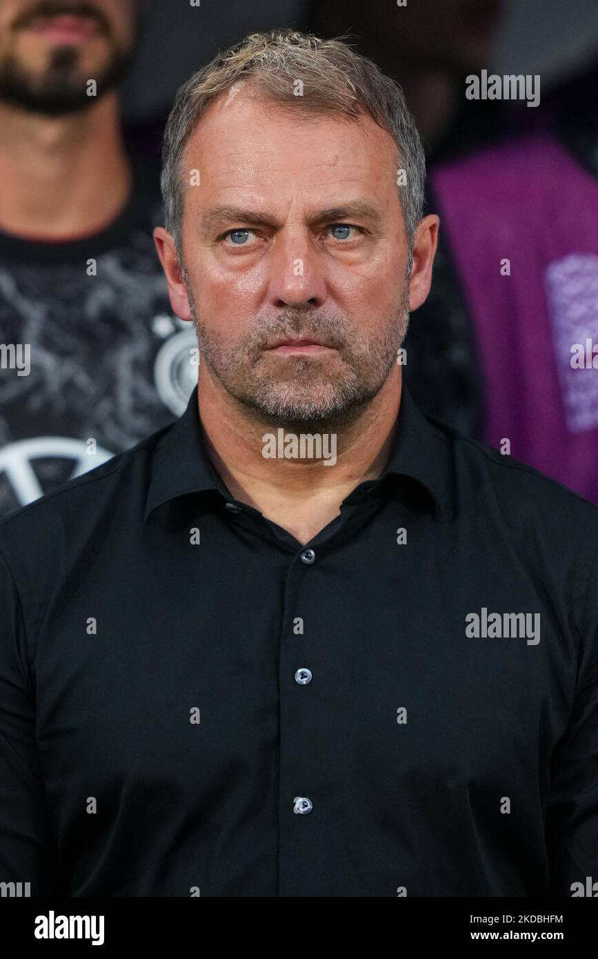 Hans-Dieter Flick, directeur de l'Allemagne, se penche sur le match de l'UEFA Nations League entre l'Italie et l'Allemagne au Stadio Renato Dall'Ara, Bologne, Italie, le 4 juin 2022. (Photo de Giuseppe Maffia/NurPhoto) Banque D'Images