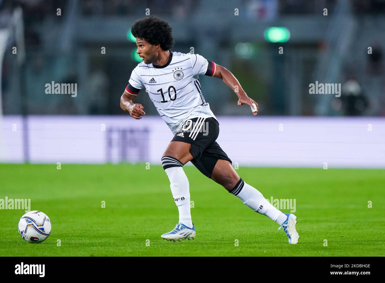 Serge Gnabry d'Allemagne lors du match de l'UEFA Nations League entre l'Italie et l'Allemagne au Stadio Renato Dall'Ara, Bologne, Italie, le 4 juin 2022. (Photo de Giuseppe Maffia/NurPhoto) Banque D'Images Serge Gnabry d'Allemagne lors du match de l'UEFA Nations League entre l'Italie et l'Allemagne au Stadio Renato Dall'Ara, Bologne, Italie, le 4 juin 2022. (Photo de Giuseppe Maffia/NurPhoto) Banque D'Images