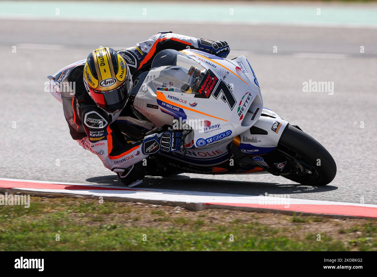 Barry Baltus de Belgique de RW Racing GP avec Kalex pendant la pratique libre de Gran Premi Monster Energy de Catalunya en Moto2 au circuit de Barcelone-Catalunya à Barcelone. (Photo par DAX Images/NurPhoto) Banque D'Images