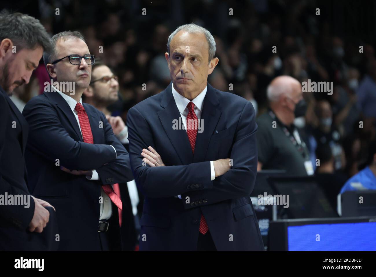 Ettore Messina (entraîneur-chef d'Armani Exchange Milano) pendant le match 1 des finales des éliminatoires de championnat série italienne de basket-ball A1 Segafredo Virtus Bologna vs. Armani Exchange Olimpia Milano à la Segafredo Arena de Bologne, on 8 juin 2022 (photo de Michele Nucci/LiveMedia/NurPhoto) Banque D'Images