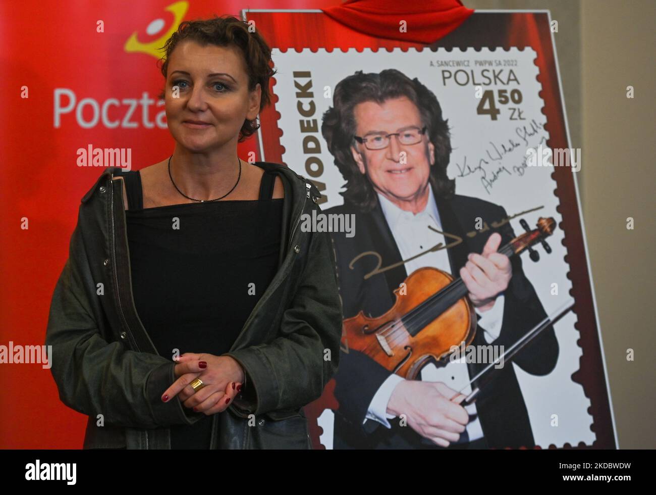 Katarzyna Wodecka-Stubbs, fille de la chanteuse polonaise Zbigniew Wodecki et présidente de la Fondation Zbigniew Wodecki, parle lors de la présentation du timbre-poste de la série "Polish Music Stars" dédiée à son père. Vendredi, 10 juin 2022, à Cracovie, en Pologne. (Photo par Artur Widak/NurPhoto) Banque D'Images