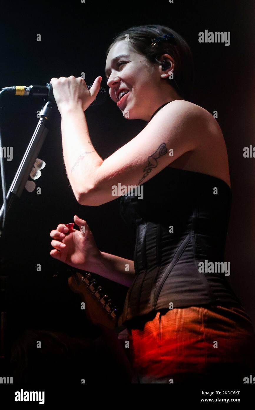 Escargot Mail en concert à Santeria à Milan, Italie, sur 16 juin 2022. Snail Mail est le projet solo de rock indépendant américain du guitariste et chanteur-compositeur Lindsey Jordan. (Photo par Mairo Cinquetti/NurPhoto) Banque D'Images