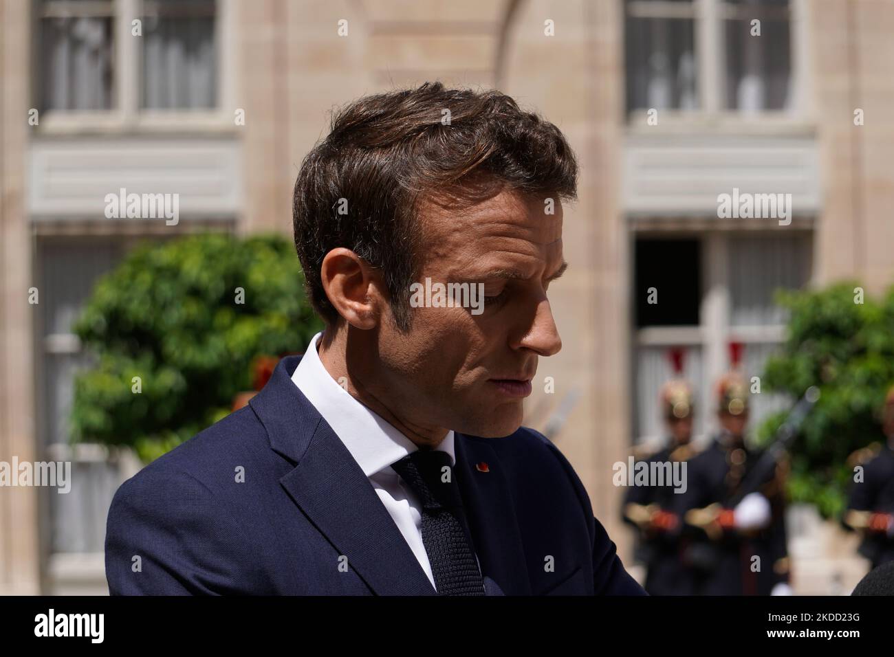 Le président français Macron prononce un discours avant un déjeuner de travail avec le Premier ministre australien Anthony Albanese à l'Elysée présidentielle – 1 juillet 2022, Paris (photo de Daniel Pier/NurPhoto) Banque D'Images