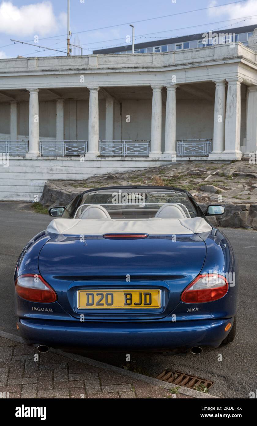 Jaguar XK8. Le 100 à Blackpool 2022. Banque D'Images