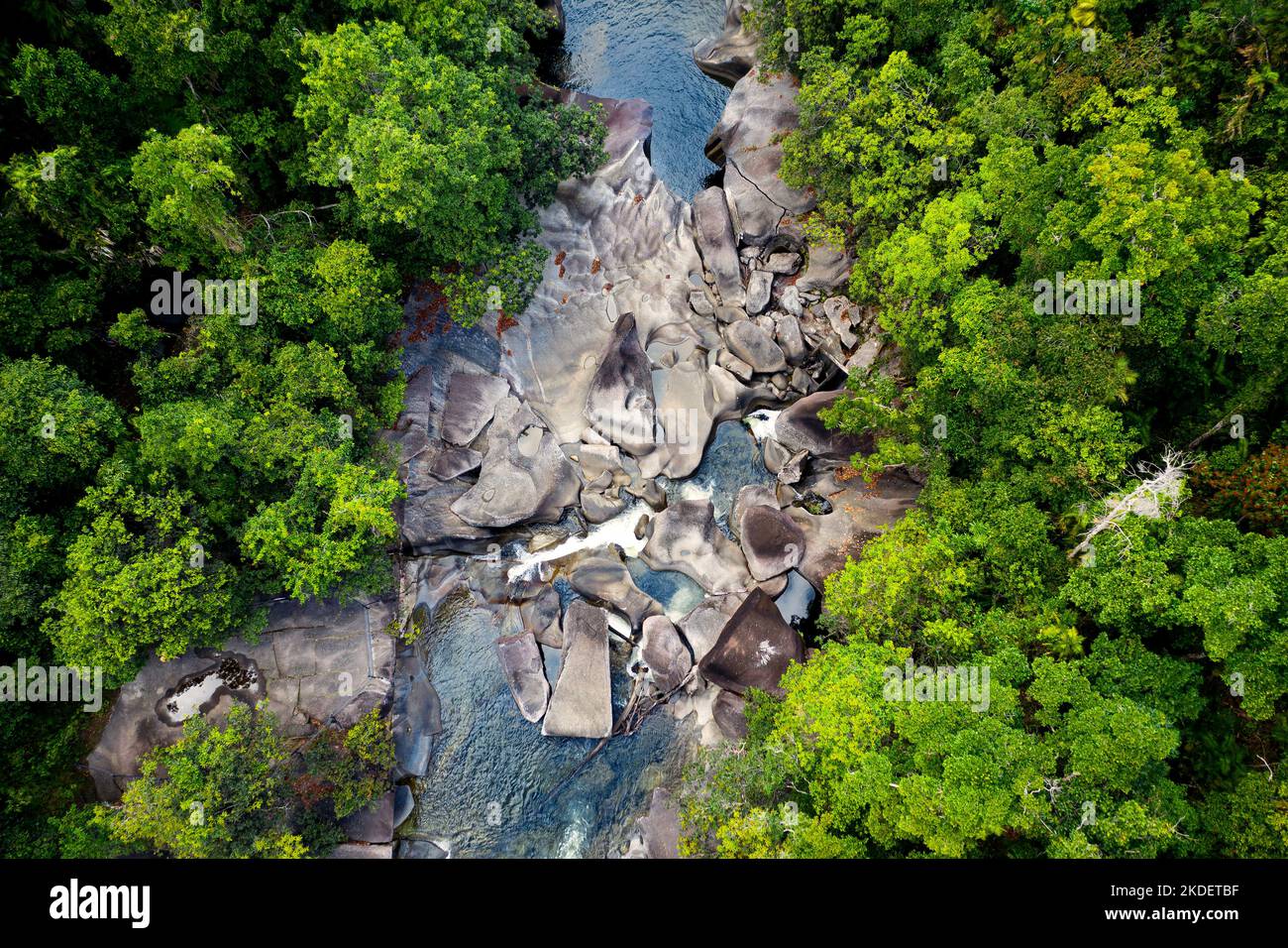 Incroyable gorge Boulders dans le nord tropical du Queensland. Banque D'Images