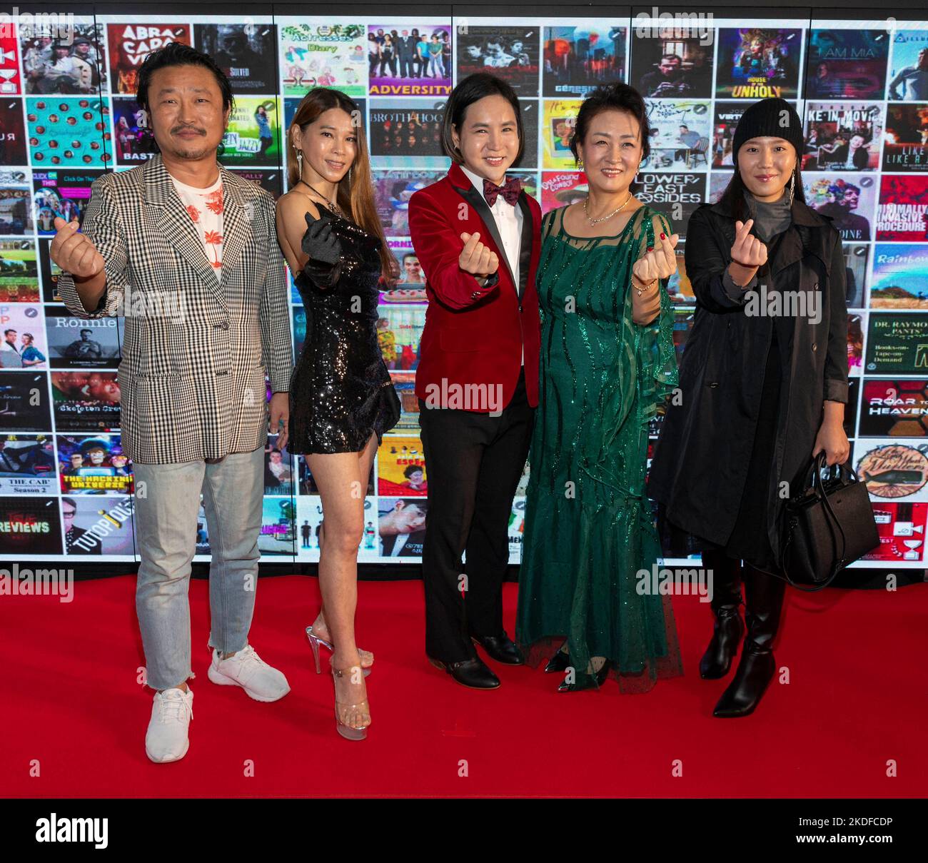 Los Angeles, États-Unis. 05th novembre 2022. Jongman Kim, Lee Mijin, Park Young hye, Shin Seoung Hoon, Kim Tae-hee assister à la cérémonie de remise des prix du Festival de LA série Web 13th et à la réception au Centre culturel coréen, Los Angeles, CA, 5 novembre 2022 crédit: Eugene Powers/Alay Live News Banque D'Images