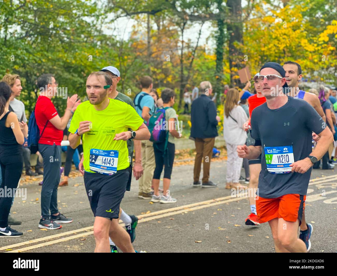 New York, États-Unis. 6th novembre 2022. Coureurs en mouvement au marathon de New York à Manhattan. Crédit : Ryan Rahman/Alay Live News Banque D'Images