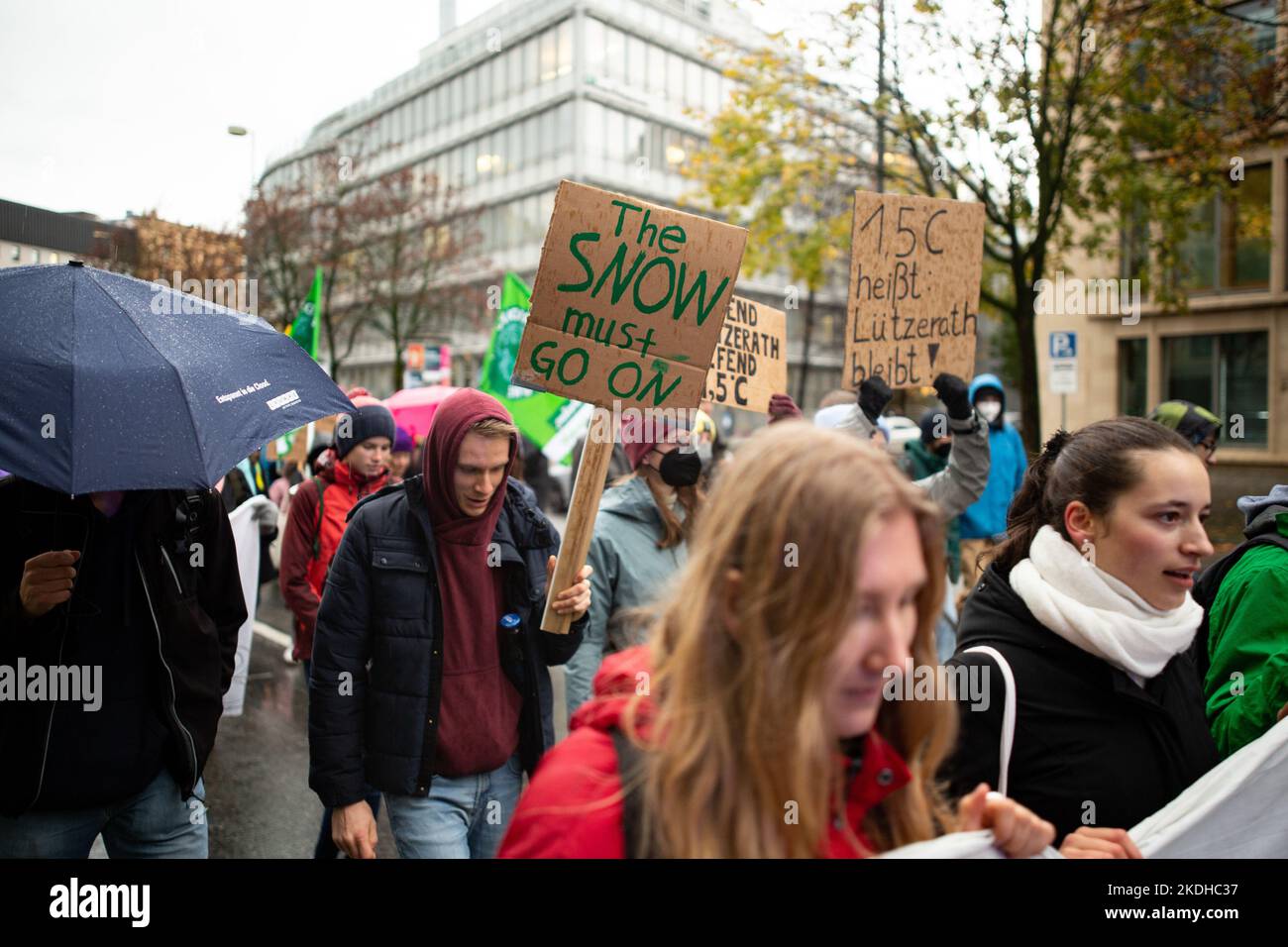 Munich, Allemagne. 04th novembre 2022. Le 4th novembre 2022, plus de 100 participants se sont réunis à Munich, en Allemagne, avec les vendredis pour l'avenir, afin de faire une démonstration pour la justice climatique et pour la préservation de Luetzerath, un village de NRW. Ce village doit être extrait pour le charbon, ce qui signifie que la limite de 1,5 degrés tomberait. (Photo par Alexander Pohl/Sipa USA) crédit: SIPA USA/Alay Live News Banque D'Images