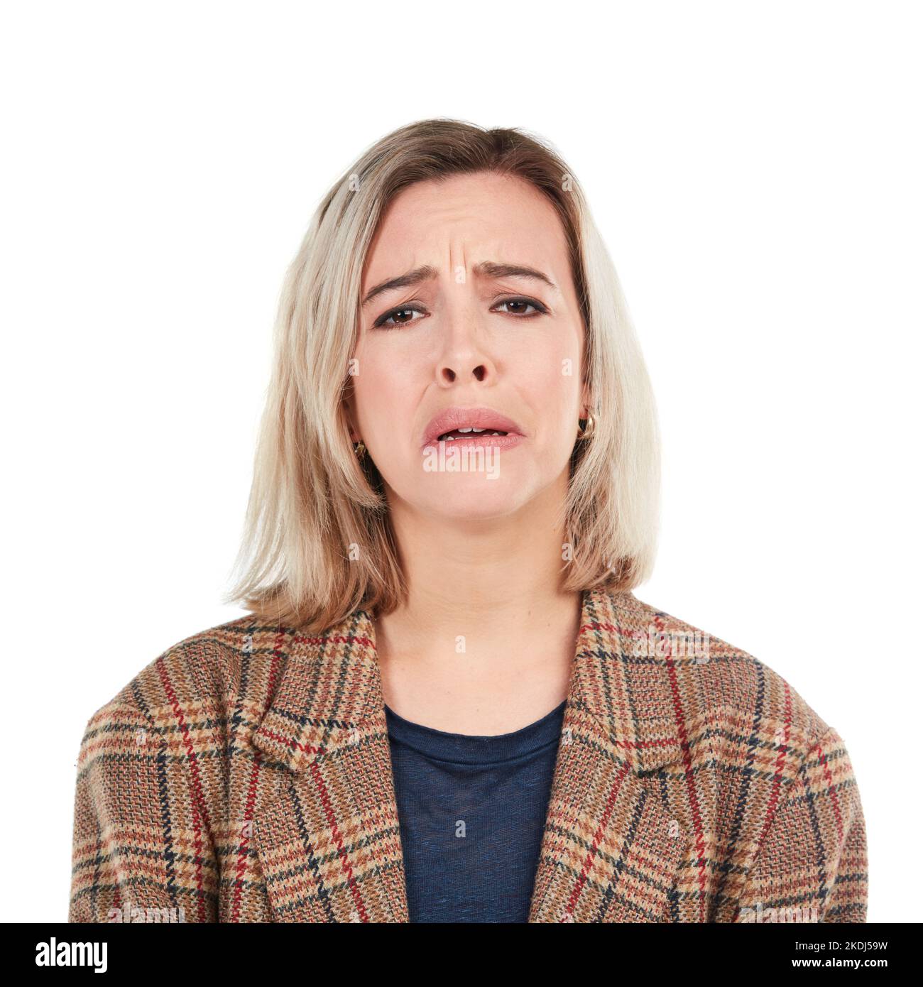 Arrêtez de vous sentir désolé pour vous. Photo studio d'une jeune femme isolée sur blanc. Banque D'Images