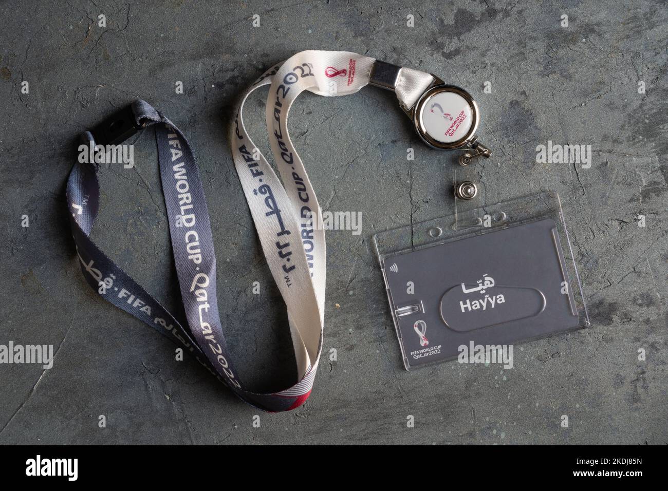 Hayya Card avec bracelet pour la coupe du monde de la FIFA 2022 Qatar Photo  Stock - Alamy