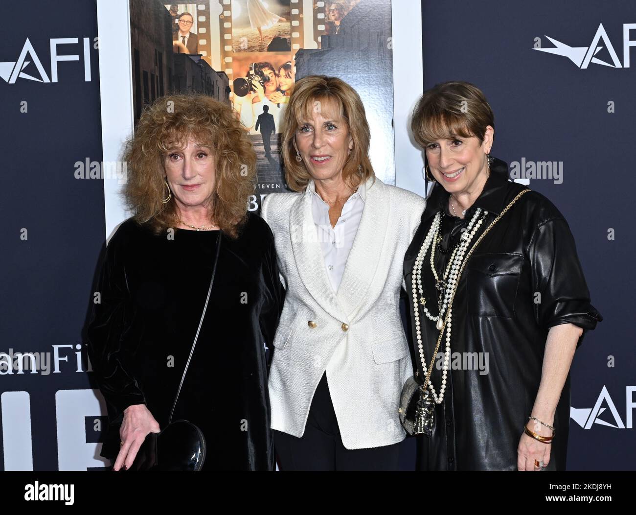 Los Angeles, États-Unis. 06th novembre 2022. Anne Spielberg, Nancy Spielberg et Sue Spielberg à la première de « The Fabelmans » au TCL Chinese Theatre, Hollywood. Crédit photo : Paul Smith/Alamy Live News Banque D'Images