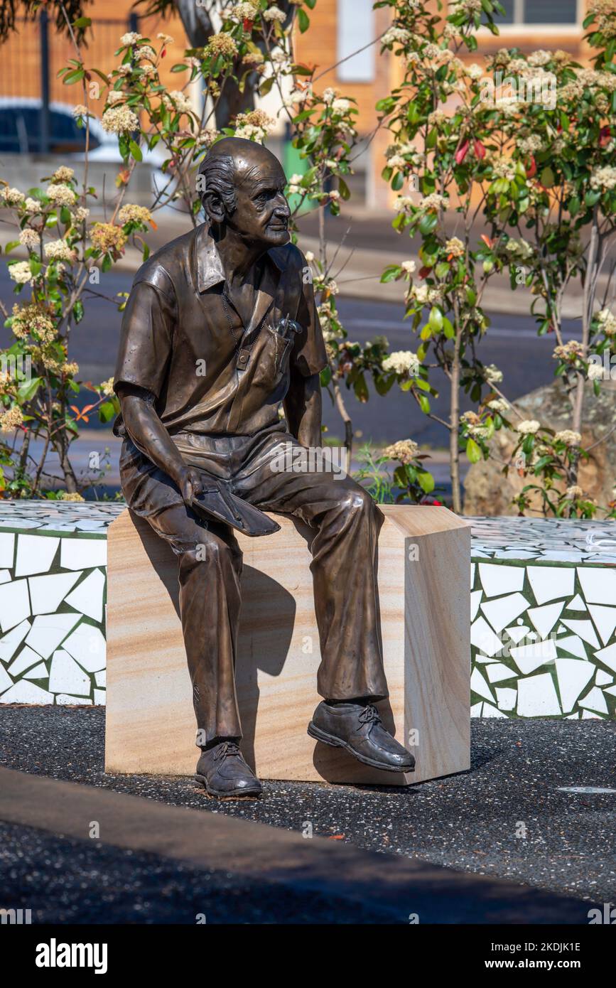 Une sculpture de l'artiste visuel local, Max Watters, a été dévoilée au Centre régional des arts de Muswellbrook en octobre 2021 Banque D'Images