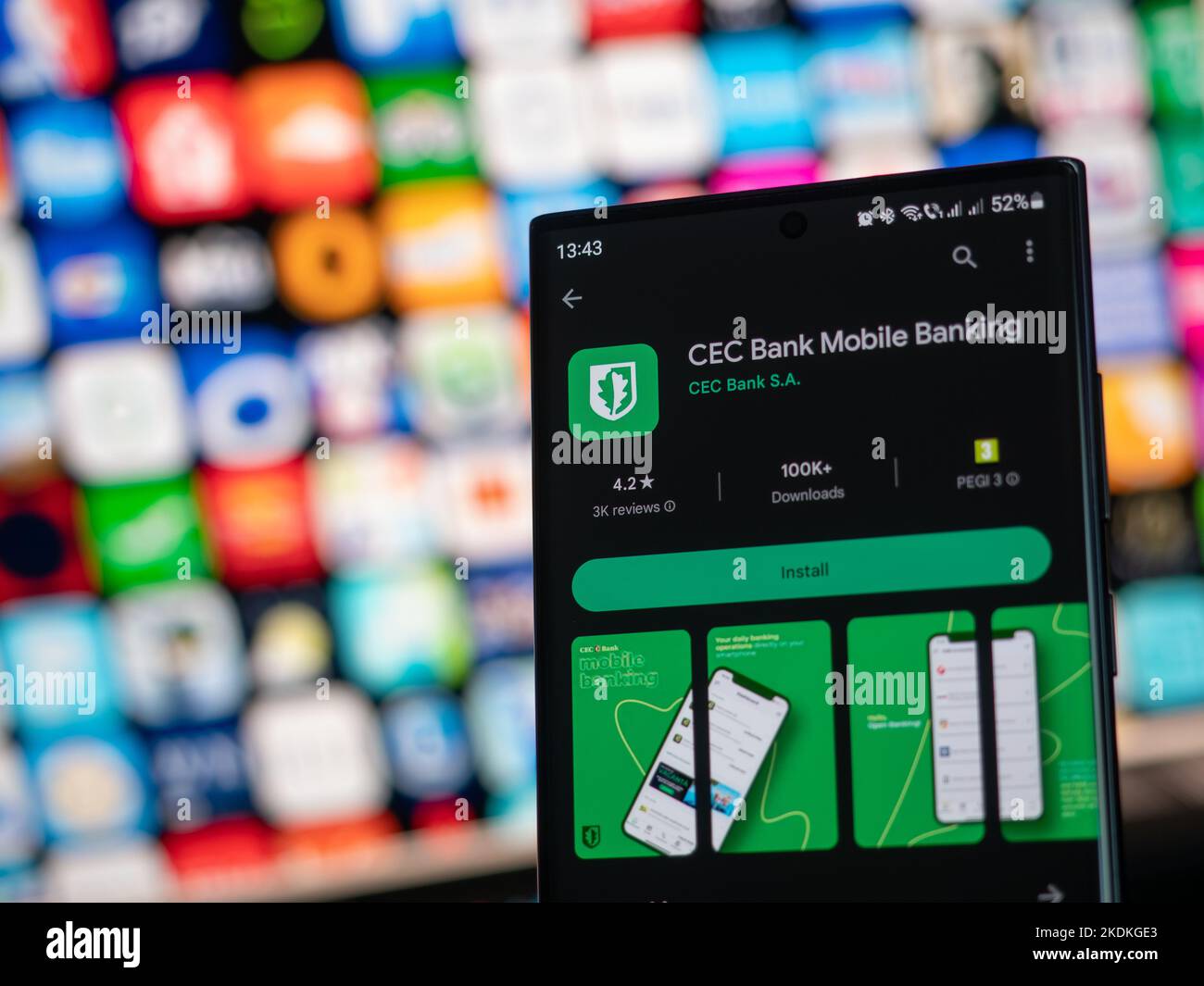 Galati, Roumanie - 31 octobre 2022: Application de banque CEC disponible sur Google Play Store pour smartphones Android Banque D'Images