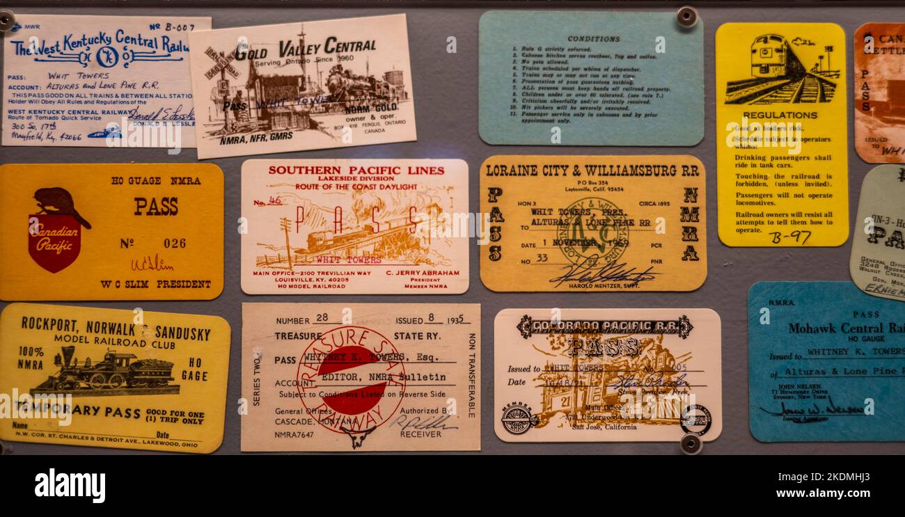 les passes de train modèle étaient utilisées pour apporter de l'humour à ceux qui ont visité ou pour souhaiter voir leurs ensembles de train modèle en action Banque D'Images