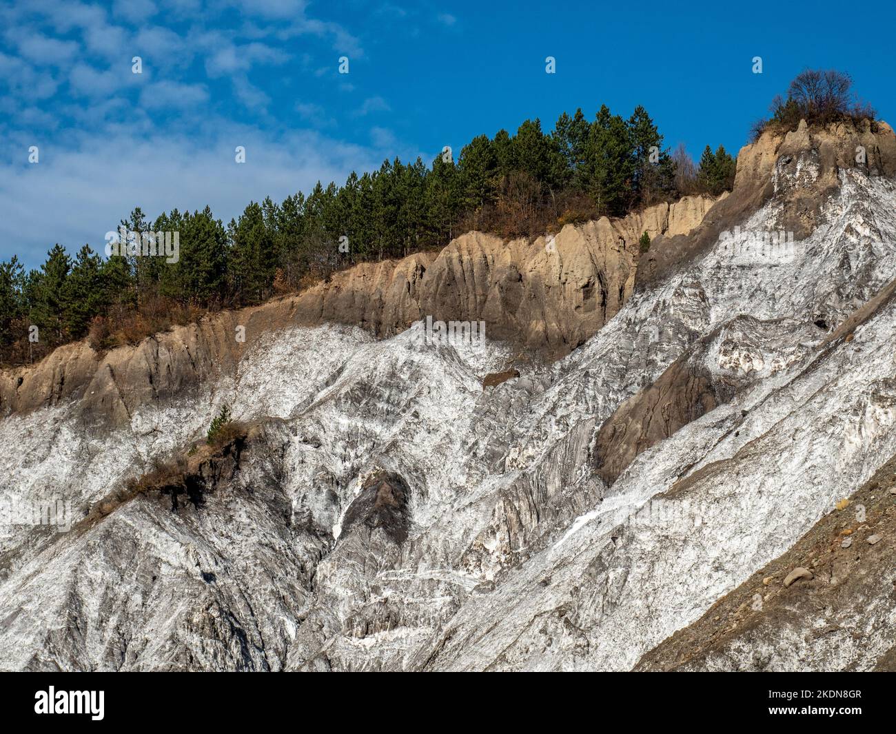 Collines salines et canyon, village de Lopatari, comté de Buzau, Roumanie Banque D'Images