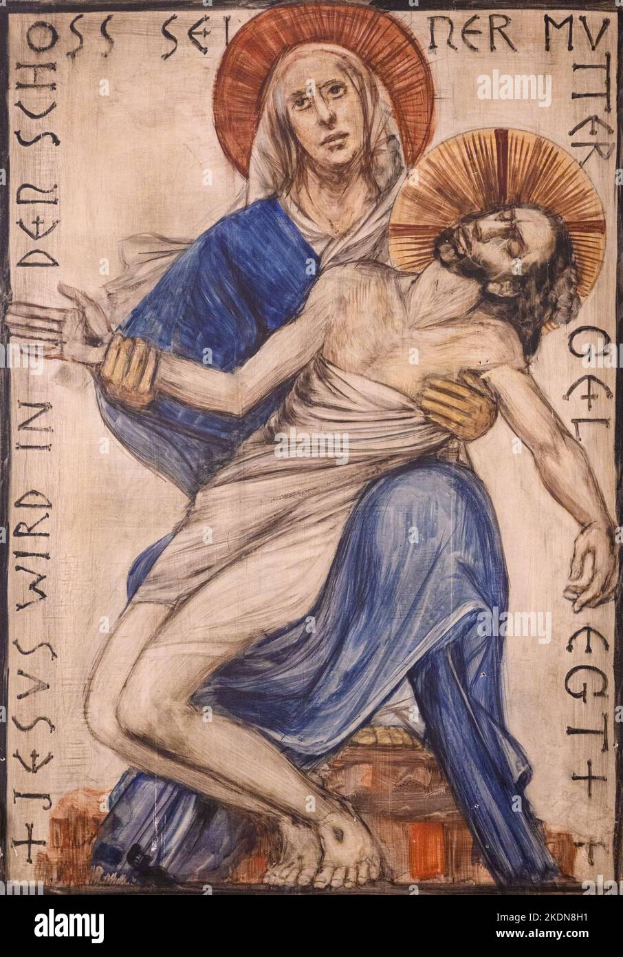 La Pietà (XIII station de la Croix) – la Vierge Marie berçant le corps mort de Jésus. Cathédrale notre-Dame de Luxembourg. Banque D'Images