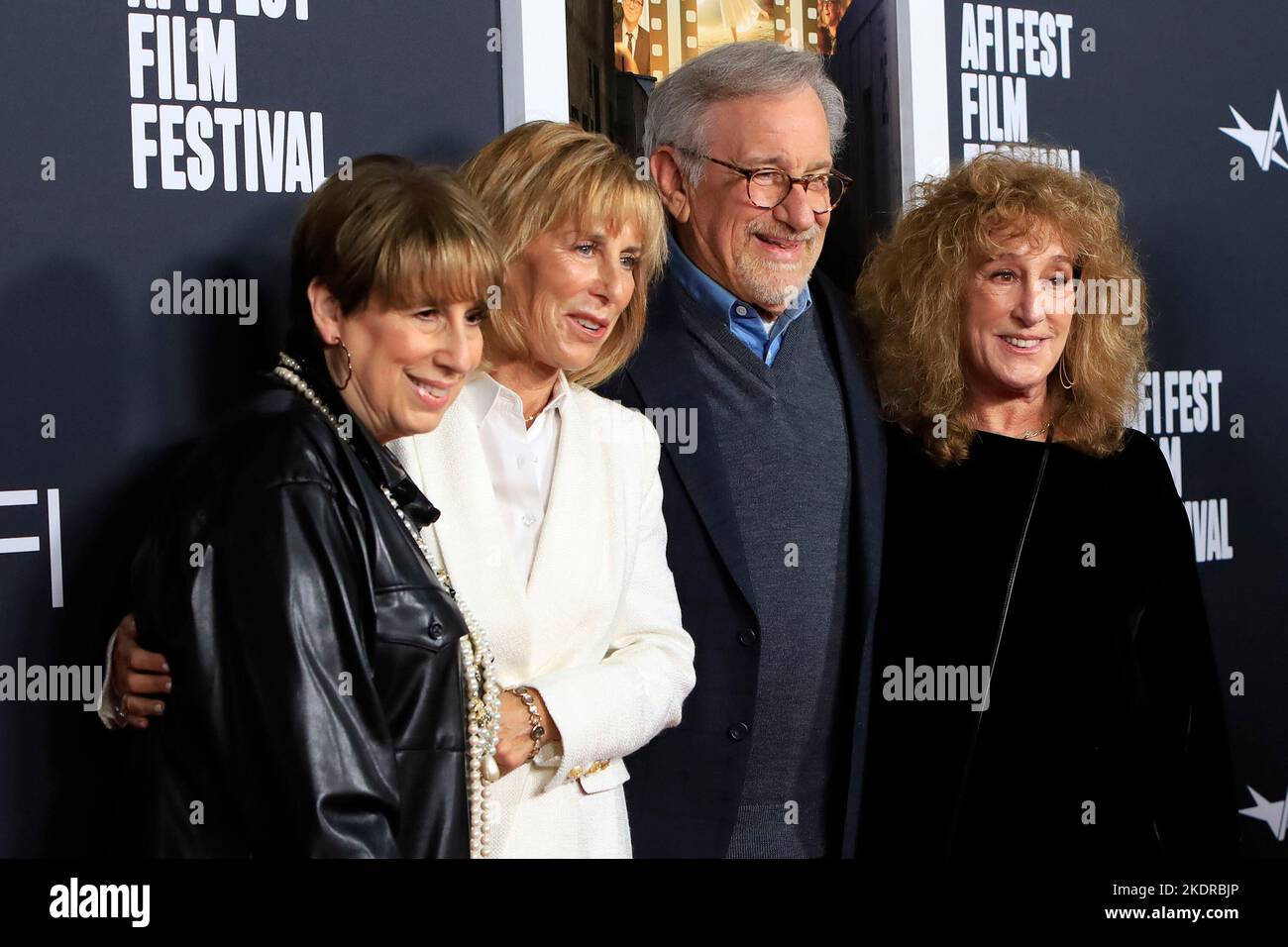 Los Angeles, Californie. 6th novembre 2022. Sue Spielberg, Anne Spielberg, Steven Spielberg, Nancy Spielberg aux arrivées pour LA première FABELMANS à l'AFI FEST 2022, TCL Chinese Theatre, Los Angeles, CA 6 novembre 2022. Crédit : Priscilla Grant/Everett Collection/Alay Live News Banque D'Images