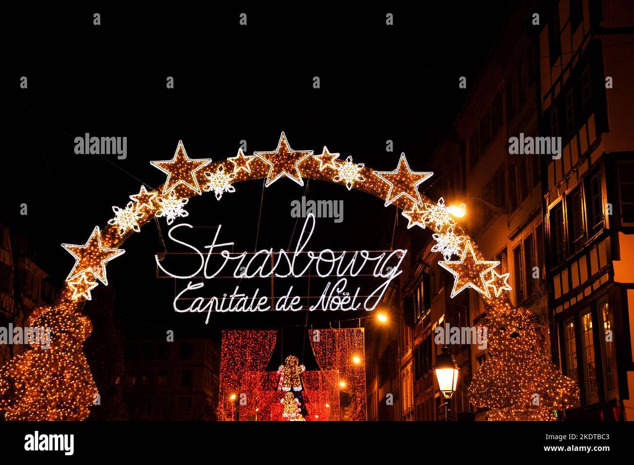 Strasbourg capitale de Noël. Guirlande lumineuse Noël. Banque D'Images