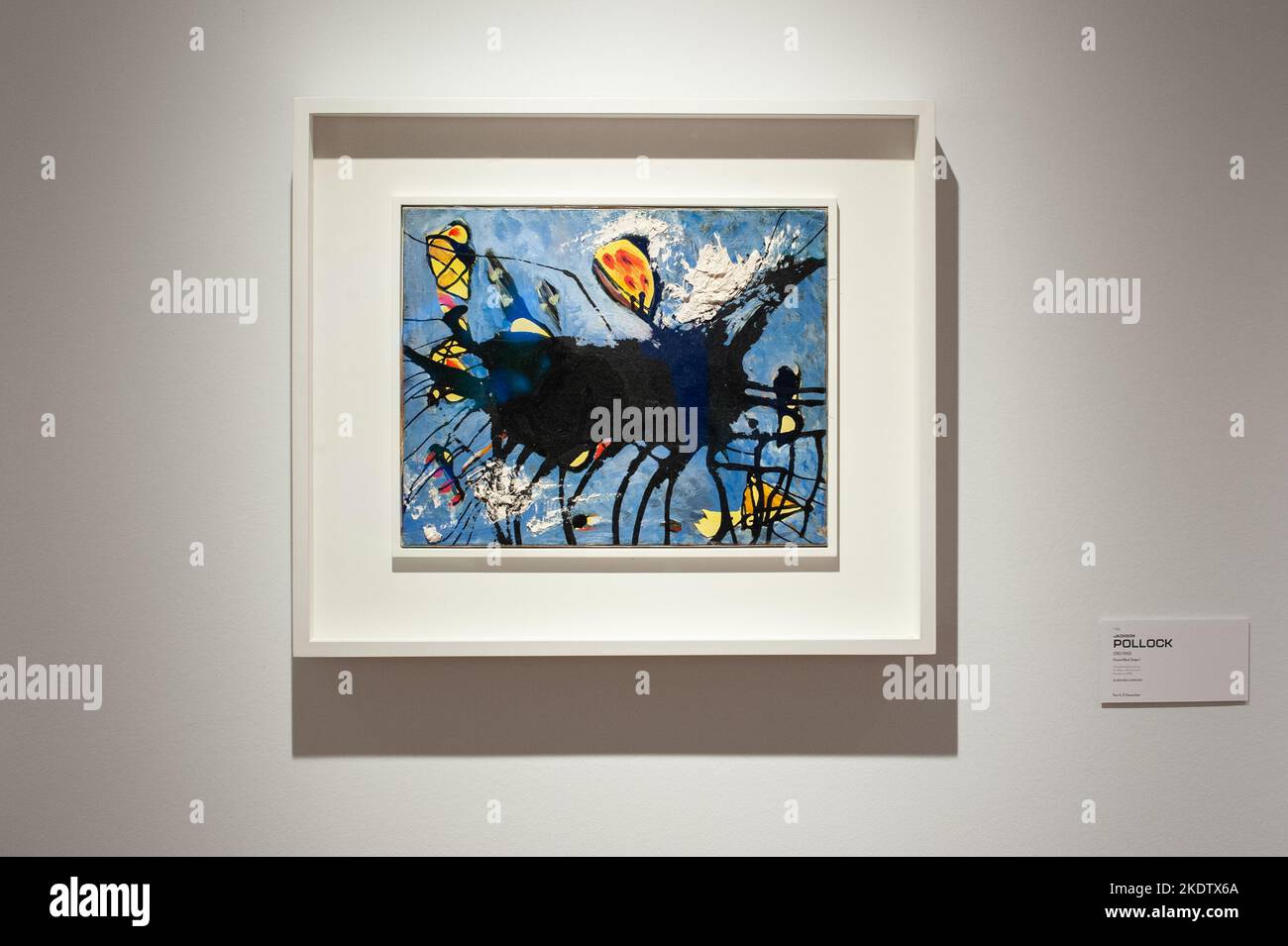 Jackson Pollock (1912-1956) a versé de l'huile noire de forme I et de l'émail sur toile 13 x 16 1/4 po. (33 x 41,3 cm) Peint vers 1950 estimation USD 1 500 000 - USD 2 000 000 exposé chez le visionnaire: La collection Paul G. Allen présentée aux Christie's New York Galleries au Rockefeller Center à New York, NY, le 8 novembre 2022. La vente aux enchères aura lieu du 9 au 10 novembre 2022 et a été évaluée à plus de $1 milliards. La collection du philanthrope Paul G. Allen, co-fondateur de Microsoft, comprend plus de 150 chefs-d'œuvre couvrant 500 ans d'histoire de l'art. Tous les revenus seront versés à la philanthropie. (Photo Banque D'Images