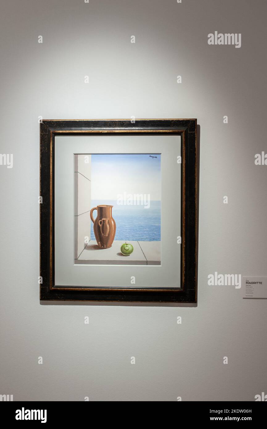 Poster « René Magritte - Le paysage de Baucis - Certificat signé (Art surréaliste, Art mural