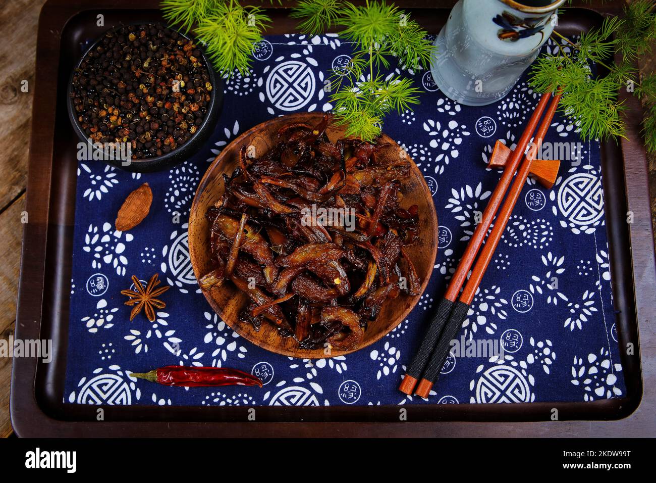 Une assiette de poulet frit Banque D'Images