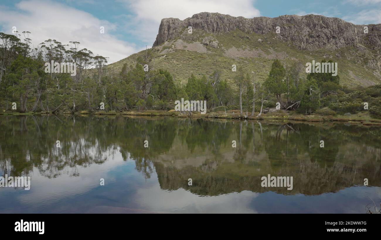 réflexions du trône de salomon dans la piscine de bethesda aux murs de jérusalem Banque D'Images
