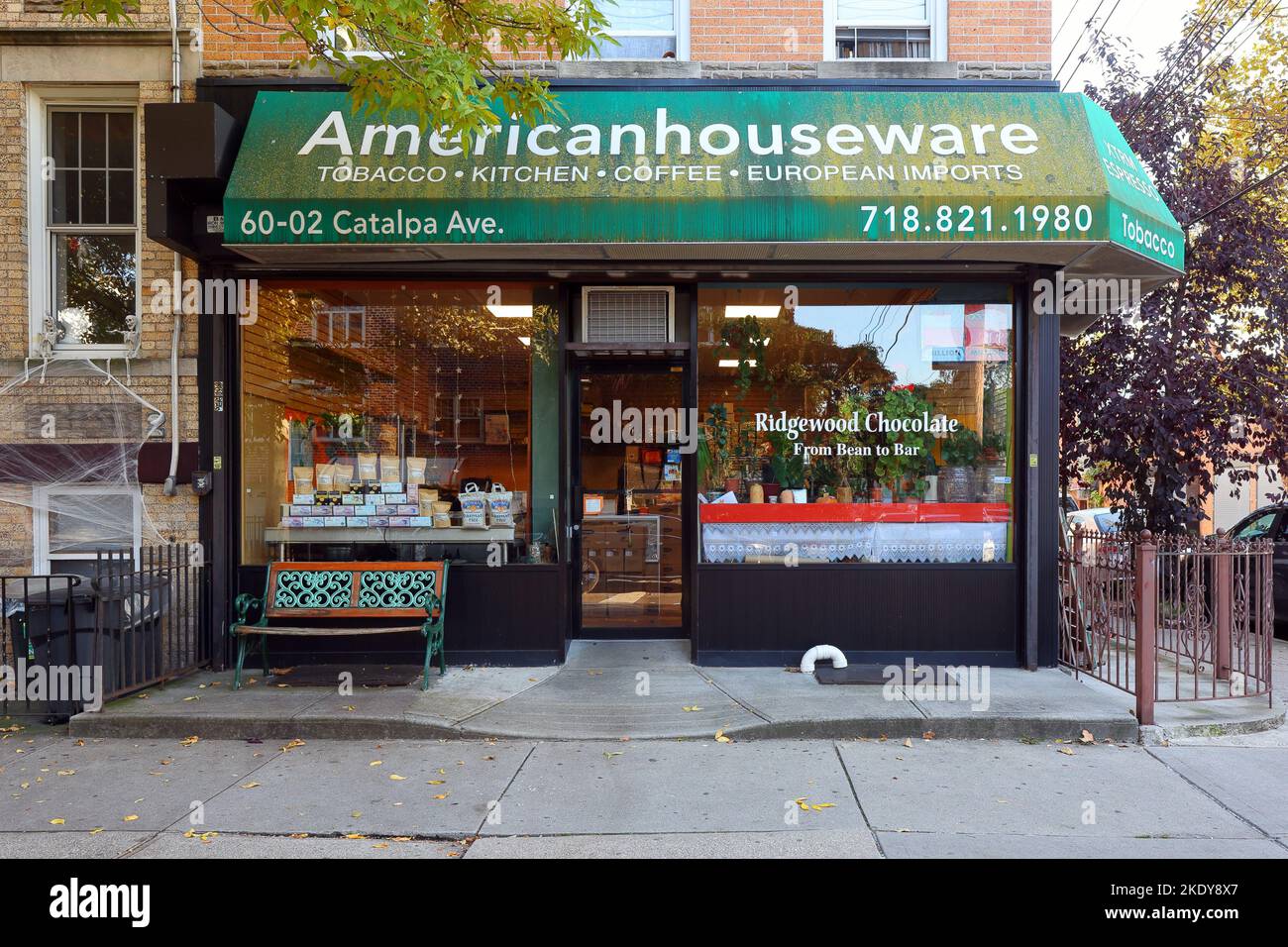 Ridgewood Chocolate, 60-02 Catalpa Ave, Queens, New York, NYC photo d'un chocolatier du moulin à café dans le quartier de Ridgewood. Banque D'Images